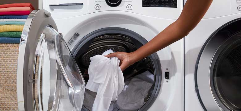 شستن لباس سفید در ماشین لباسشویی با برنامه ملایم